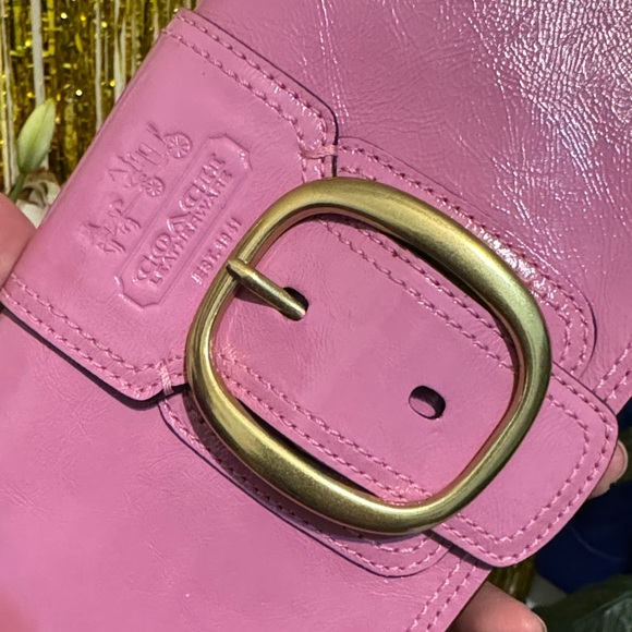 Coach y2k Bleecker patent pink Leather Wristlet with Gold Buckle - Picture 5 of 9